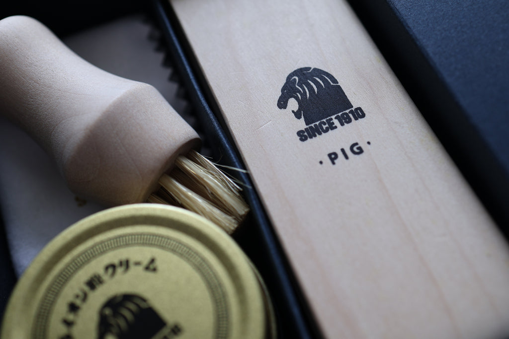 Lion shoe care set ชุดครีมขัดรองเท้าหนังจากญี่ปุ่น